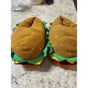 Boys old navy cheeseburger slippers‎ size small 10-11